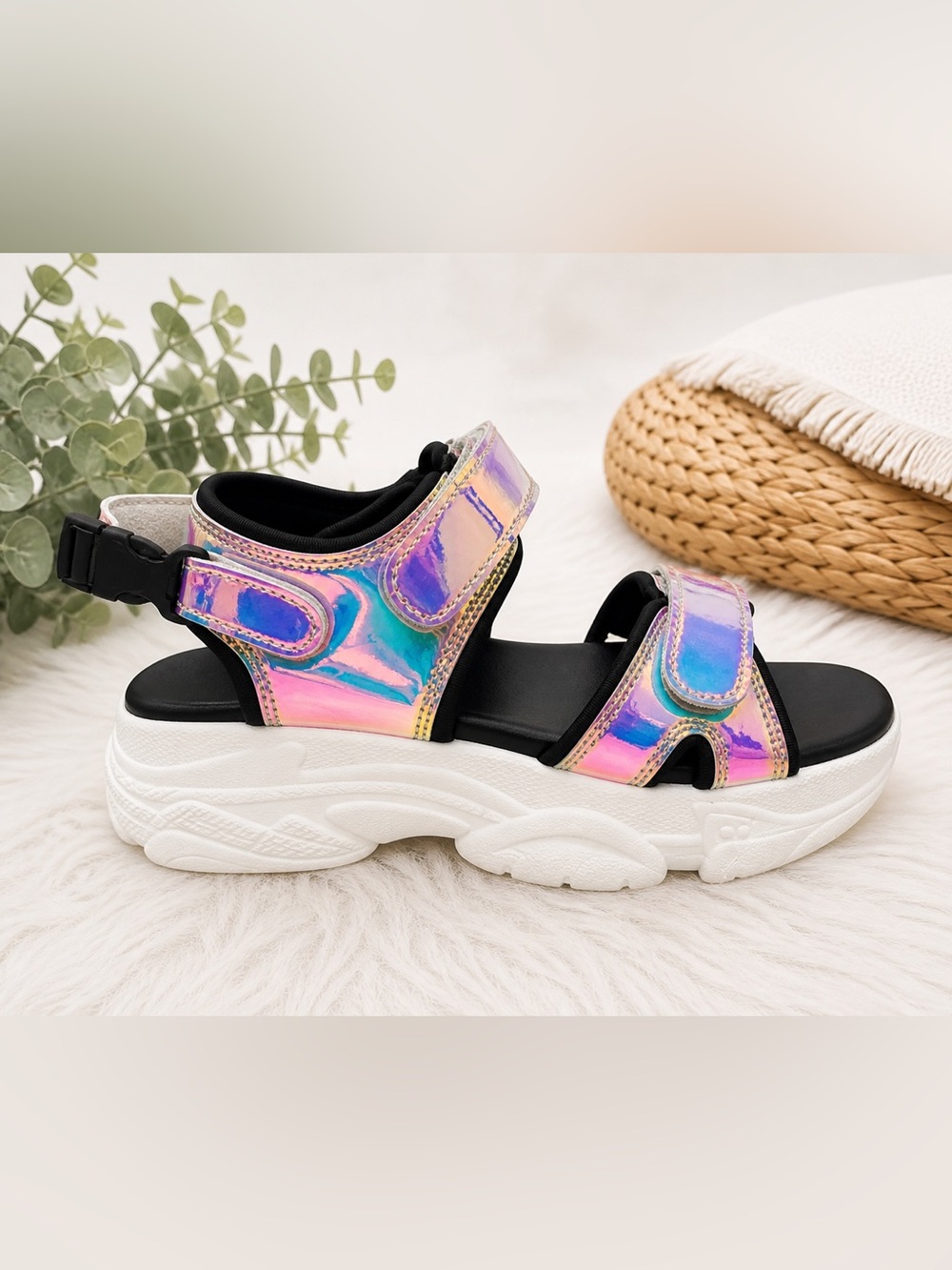 Holographic Platform Sandals – Size 8 – New - Picture 2 of 10